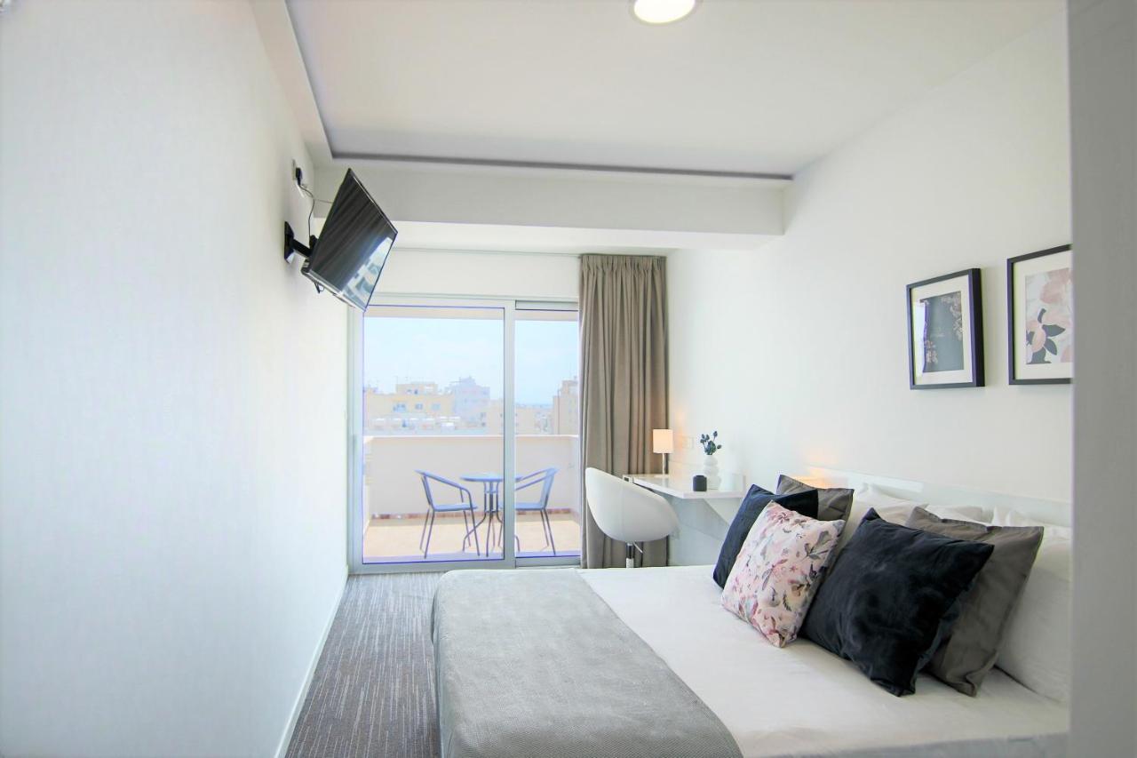 Phaedrus Living: Luxury Suite Nicosia 508 Buitenkant foto