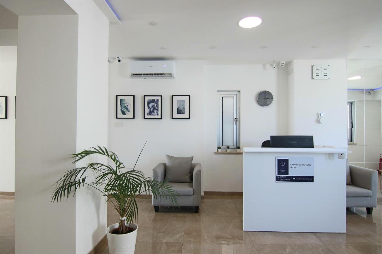 Phaedrus Living: Luxury Suite Nicosia 508 Buitenkant foto